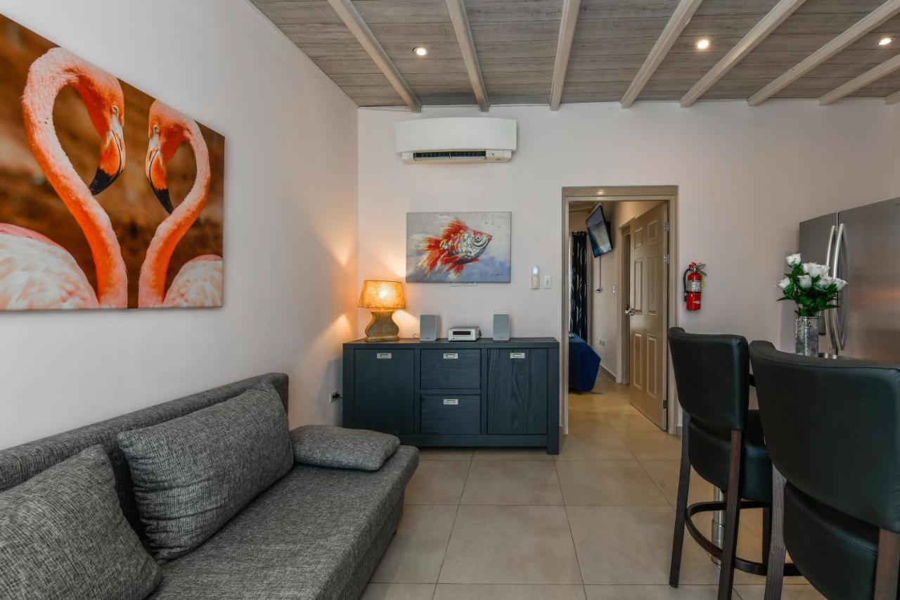 Boutique Hotel Swiss Paradise Aruba Villas And Suites Palm Beach Ngoại thất bức ảnh