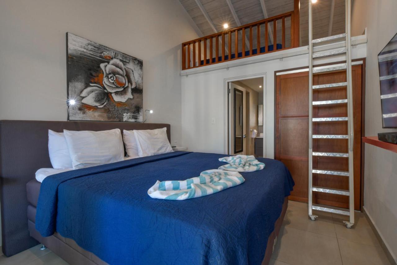 Boutique Hotel Swiss Paradise Aruba Villas And Suites Palm Beach Ngoại thất bức ảnh
