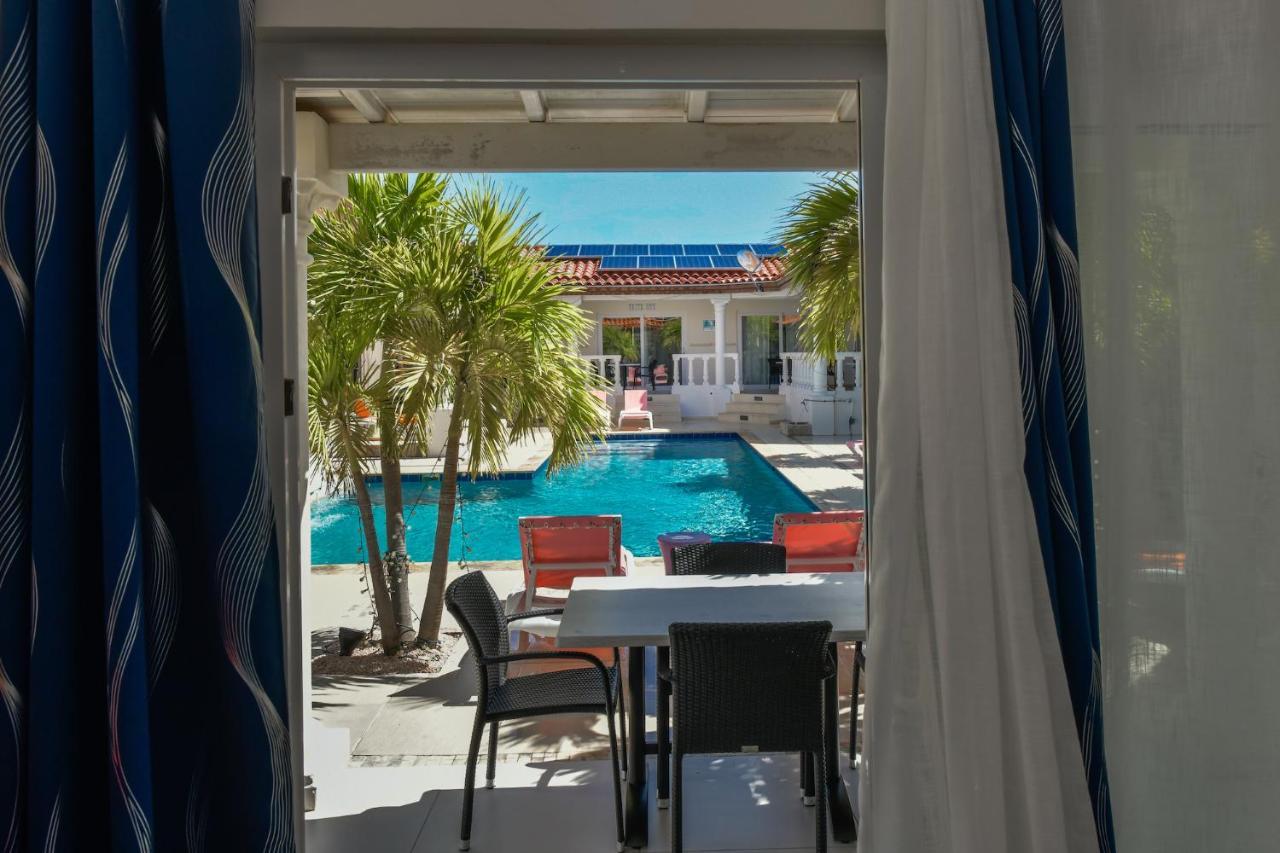 Boutique Hotel Swiss Paradise Aruba Villas And Suites Palm Beach Ngoại thất bức ảnh