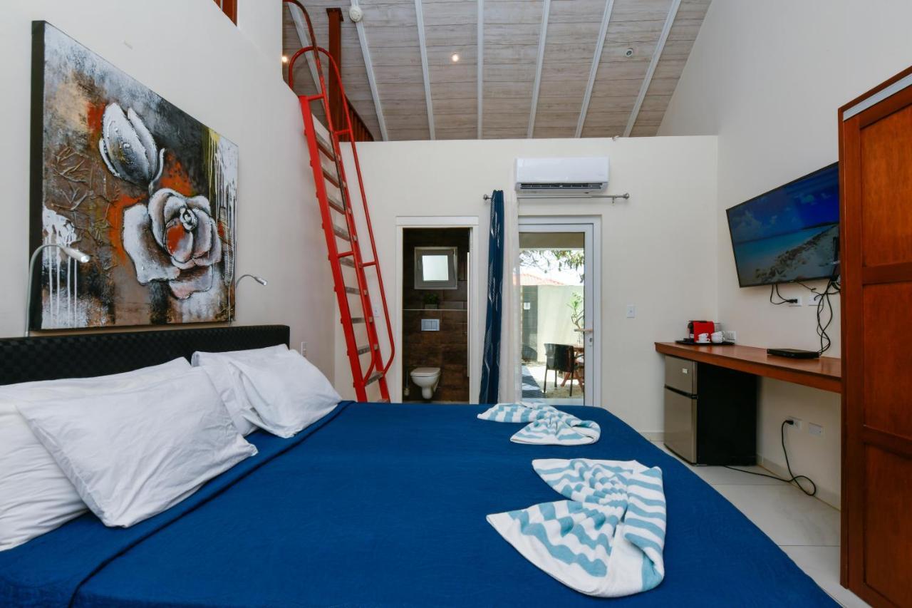 Boutique Hotel Swiss Paradise Aruba Villas And Suites Palm Beach Ngoại thất bức ảnh