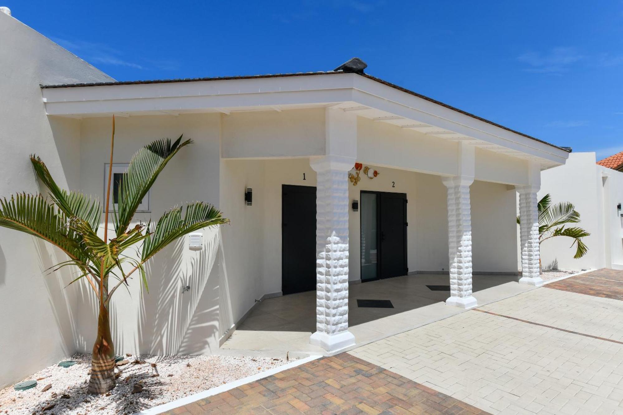 Boutique Hotel Swiss Paradise Aruba Villas And Suites Palm Beach Ngoại thất bức ảnh