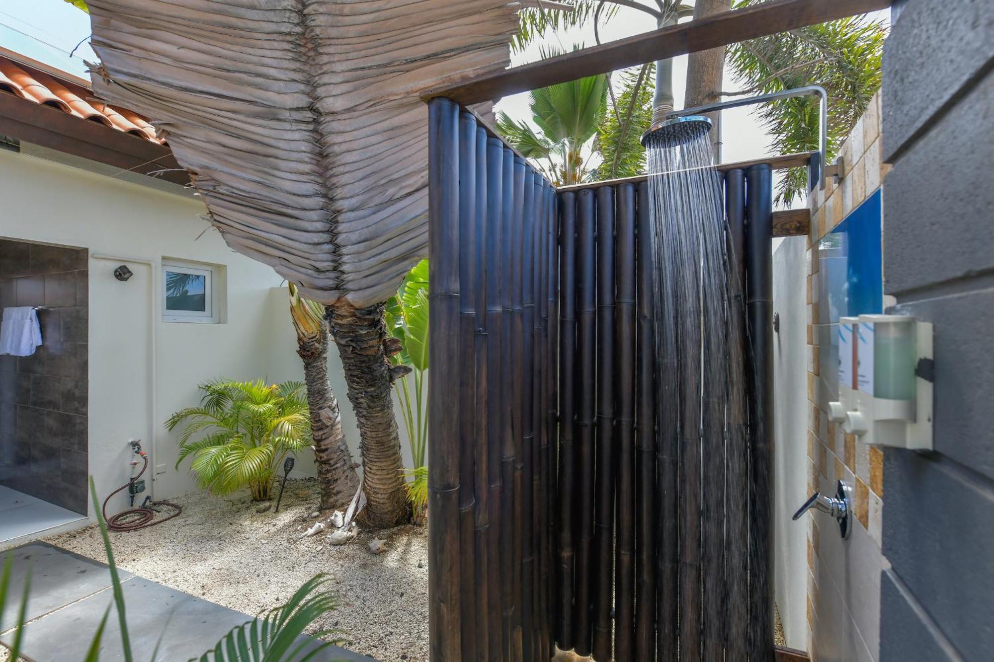 Boutique Hotel Swiss Paradise Aruba Villas And Suites Palm Beach Ngoại thất bức ảnh